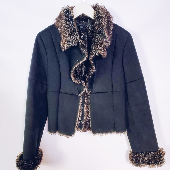 Fur Trimmed Coat - Picture 7 of 7